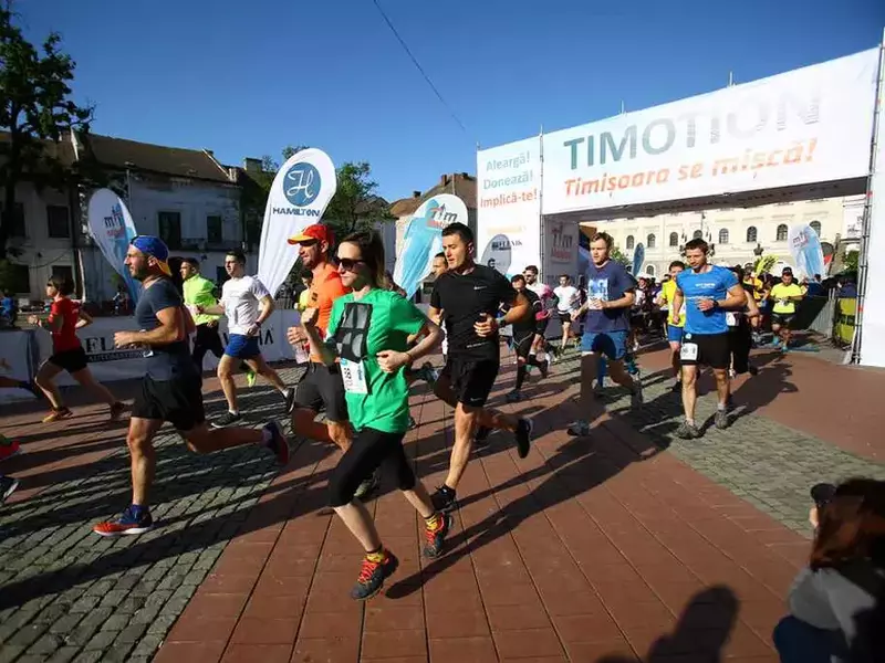 Aproape 4.000 de alergători au fugit pe străzile Timișoarei, pentru cauze nobile