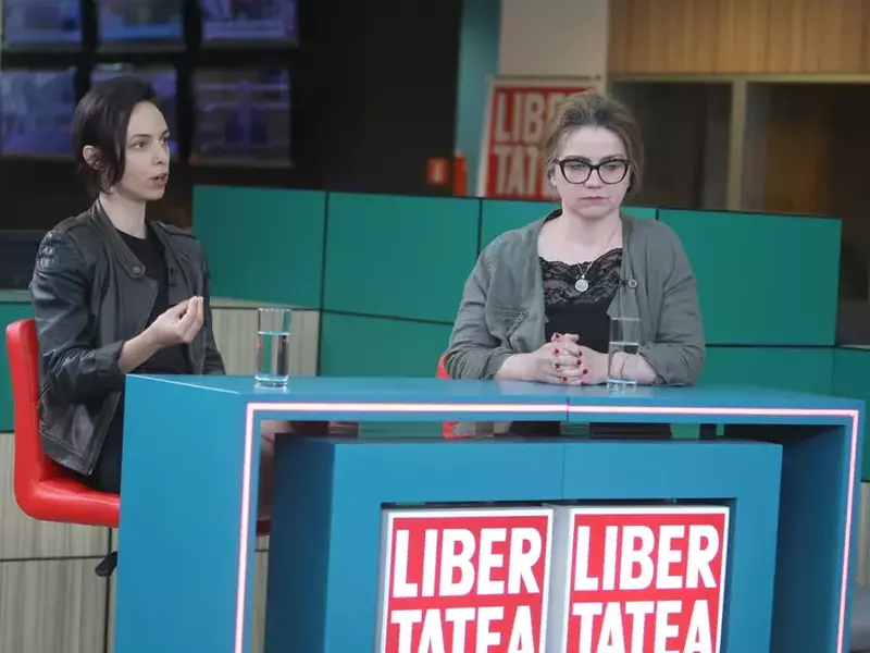 Regizoarea Ioana Păun, despre „OMG - Organisme Modificate Genetic”. Ioana Păun și activista Fatma Yilmaz