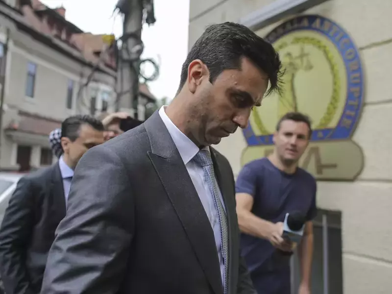 Fostul șeful al Poliției Române este urmărit penal pentru trafic de influență și fals în declarații