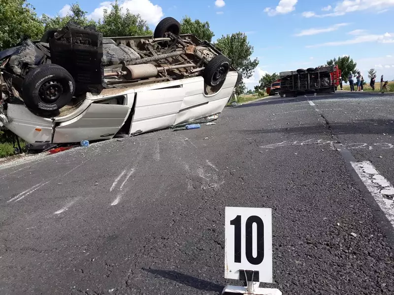 Accident în Ungaria cu 10 răniți, în apropierea graniței cu România (1)