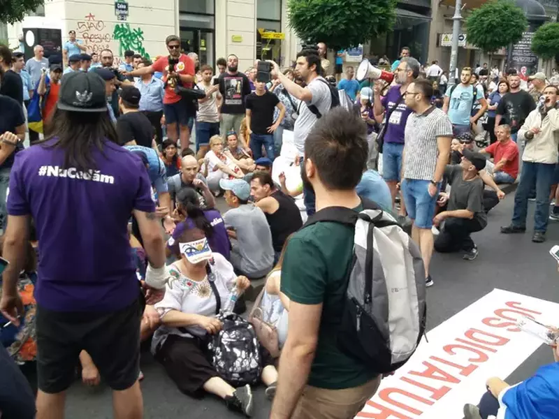 protestatari rezist 1