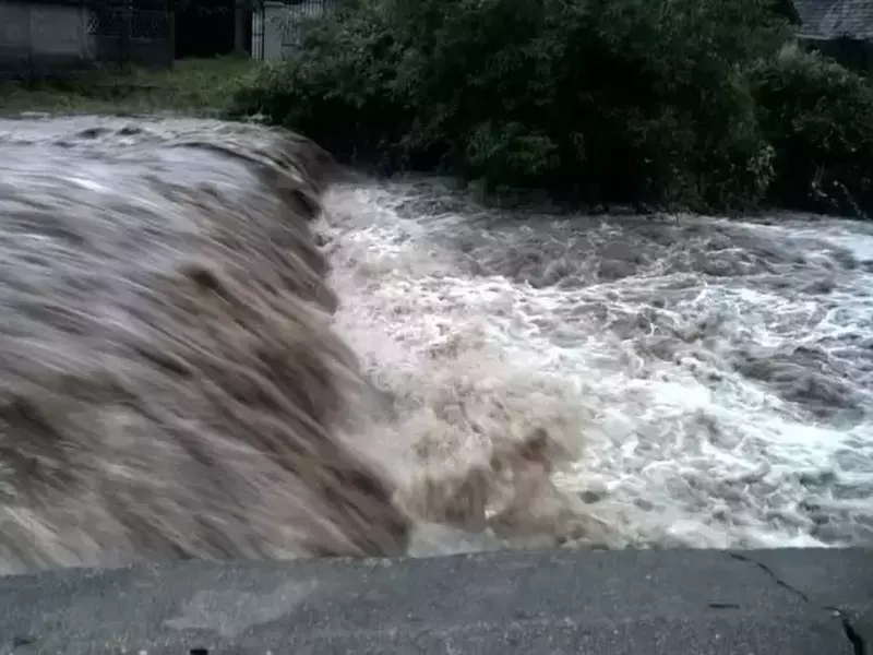 Dezastru în Ocna Sibiului după inundații
