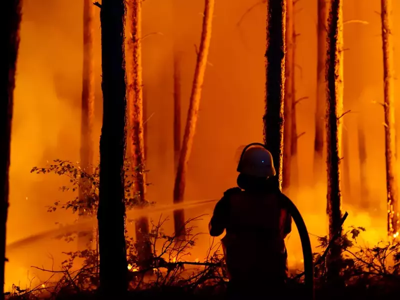 Incendiu de proporții în apropiere de Berlin