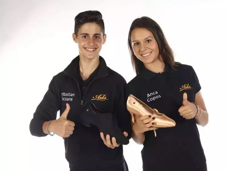 42570090_1882566758523770_2137470073483296768_n