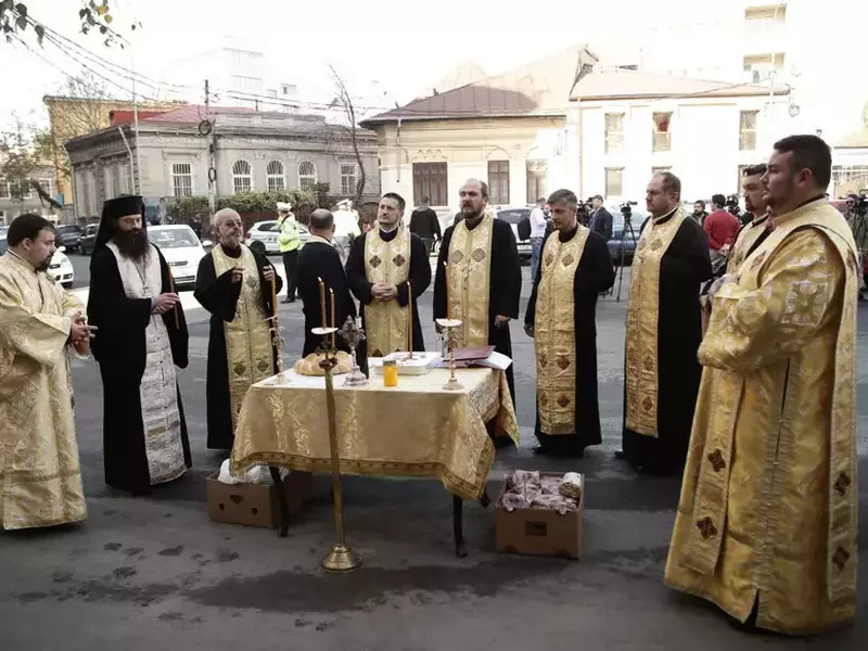 44979319_1420763724720493_4457708305539661824_n