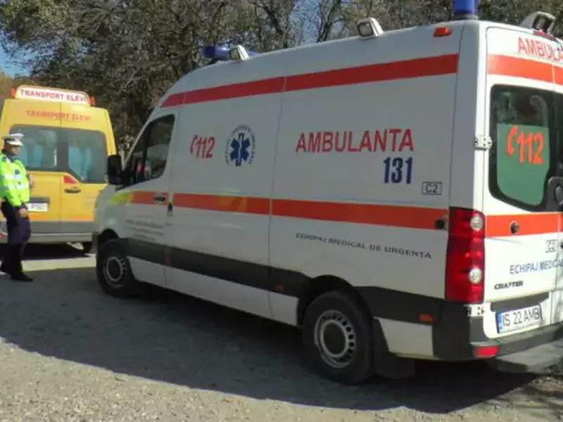 Fetiță de trei ani, ucisă de microbuzul școlar plin cu elevi, în Iași