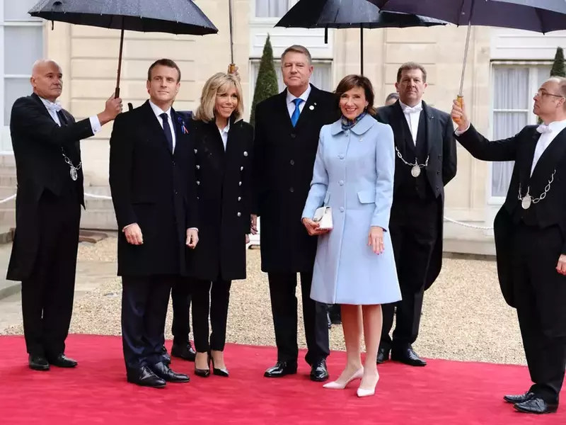 klaus iohannis, poza cu emmanuel macron