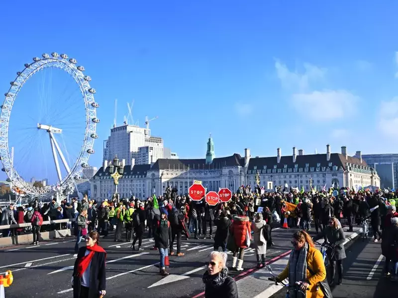 Environment protests on Westminster bridge in London