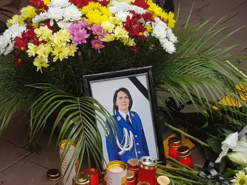 Slujbă de pomenire pentru Irina Airinei, jardarmerița ucisă în SuceavaSlujbă de pomenire pentru Irina Airinei, jardarmerița ucisă în Suceava