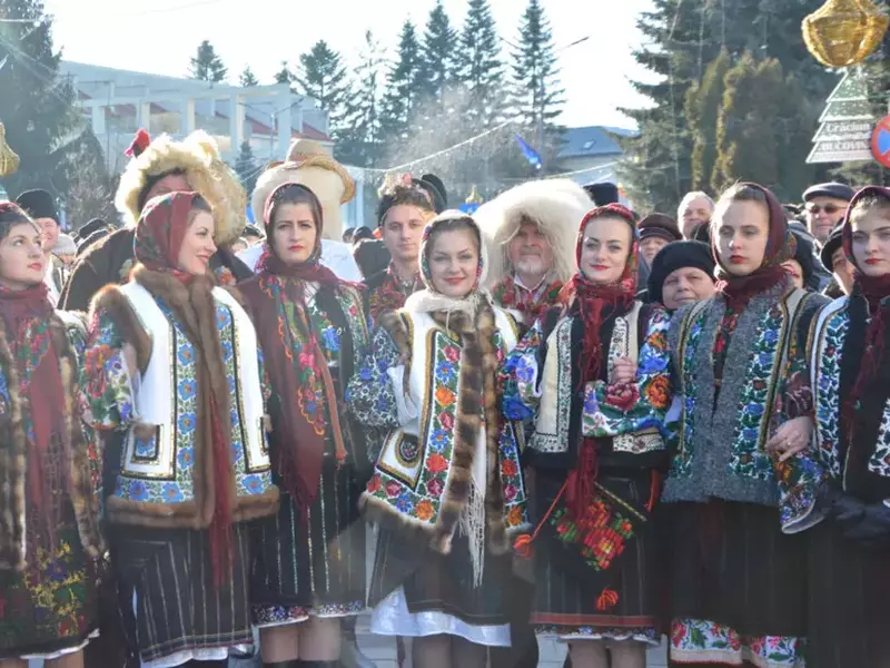 obiceiuri iarna bucovina (2)