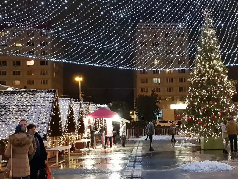 targuri craciun iasi (2)