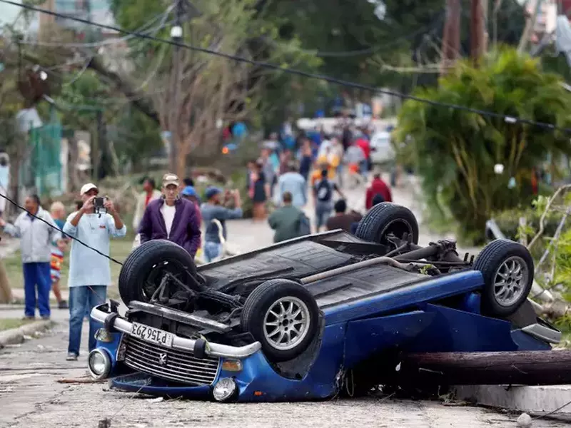 O tornadă a făcut ravagii la Havana, în Cuba
