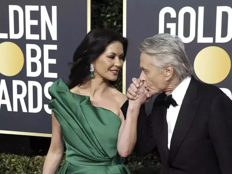 Arrivals – 76th Golden Globe Awards