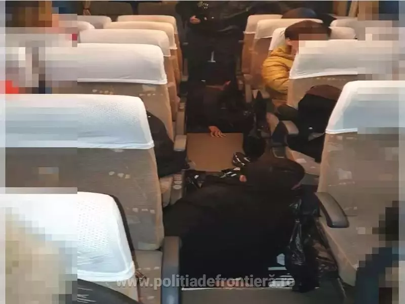 Migranți ascunşi sub podeaua unui autocar, descoperiți la Vama Giurgiu