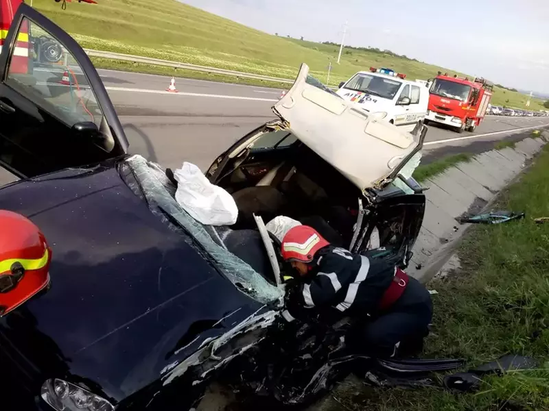 O femeie din Bulgaria a murit în România, într-un grav accident petrecut pe DN5 la Daia
