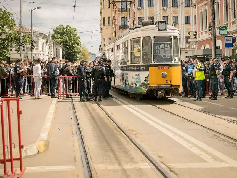 Piața Unirii din Iași a fost blocată de jandarmi