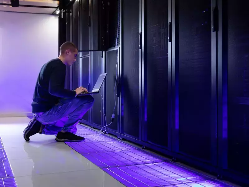 2761_Data Center_Sergei Zjuganov_666443