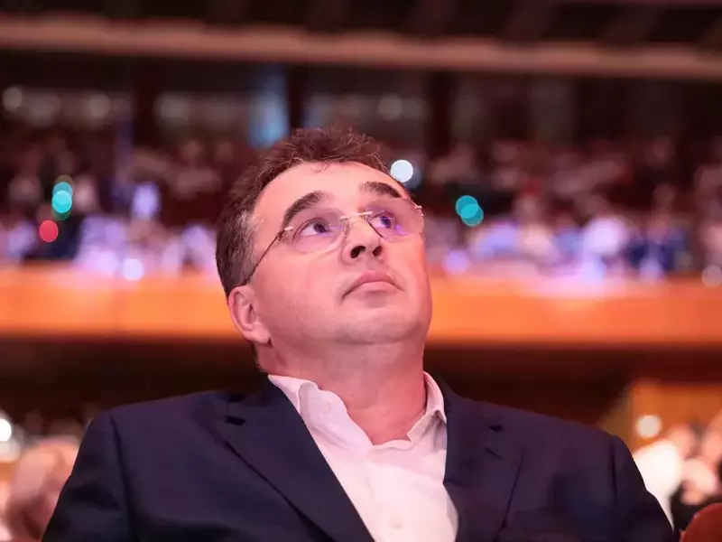 65580683_385717958733391_4222375751627833344_n