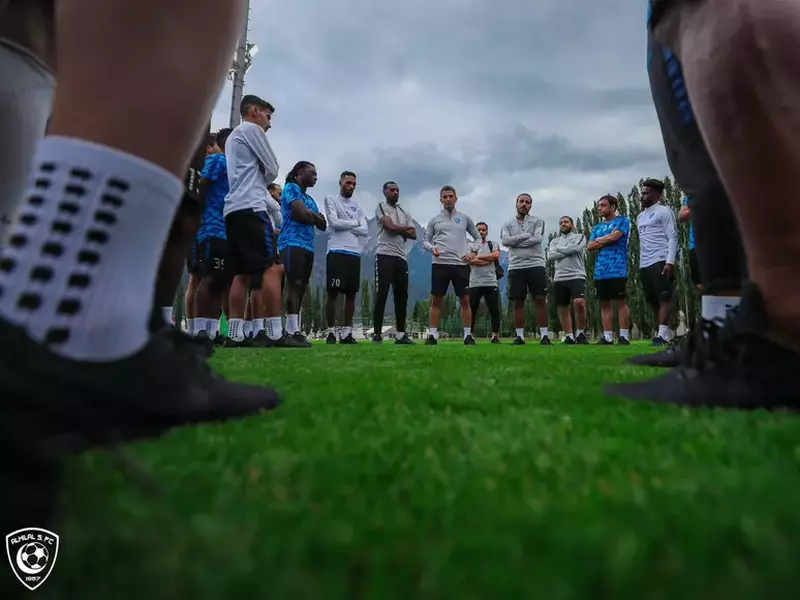 Răzvan Lucescu și-a început mandatul la Al Hilal