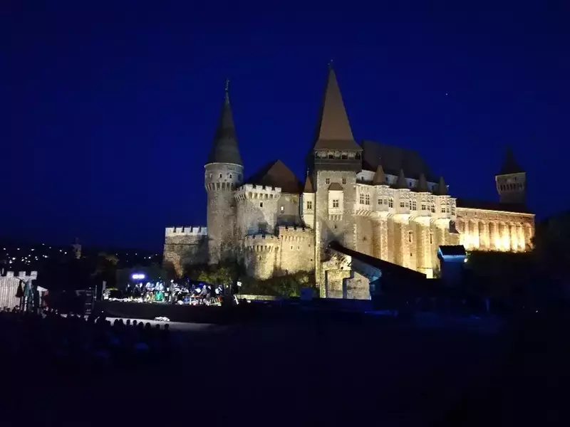 Castelul Corvinilor-Hunedoara