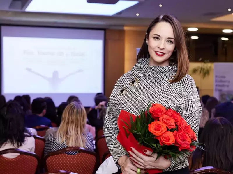 andreea marin (2)