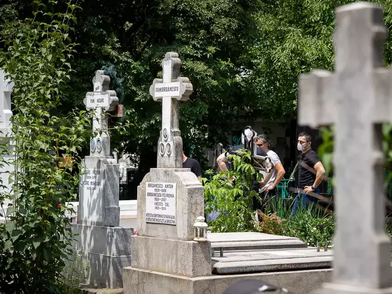 pepe-cimitir-reinvierea-s-11