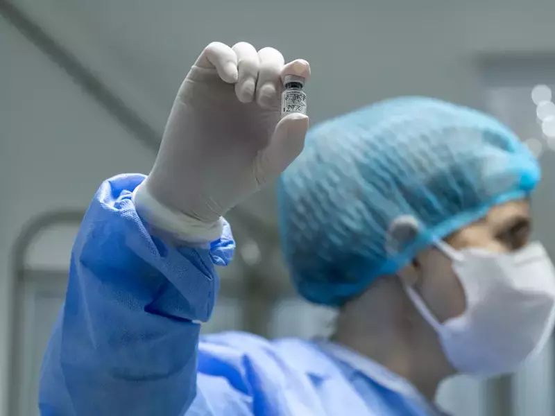 vaccinare anti-covid_vlad chirea