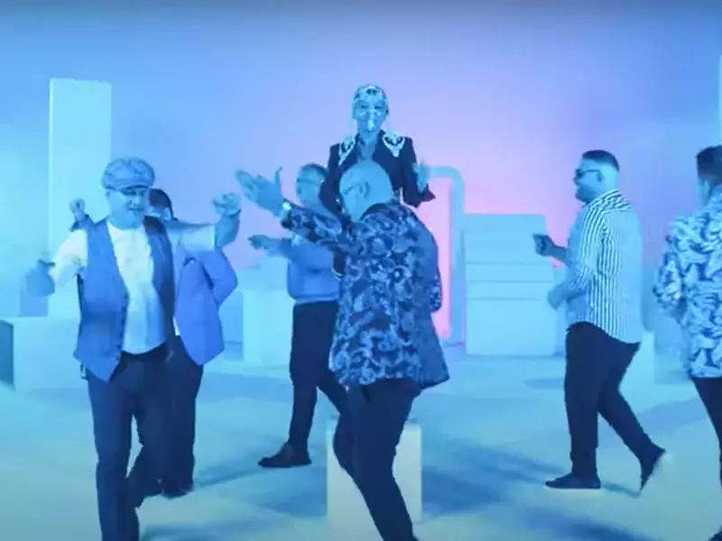 loredana groza melodie noua cu manelisti 4