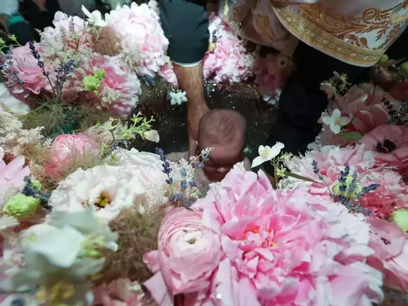 serban copot si-a botezat fiica 4