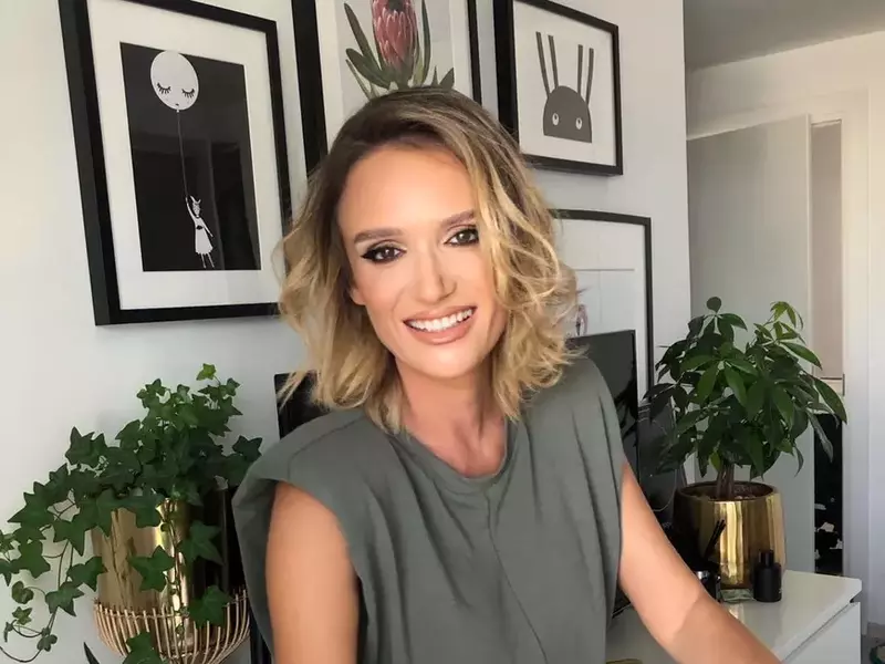 carmen negoita la bravo ai stil celebrities (2)