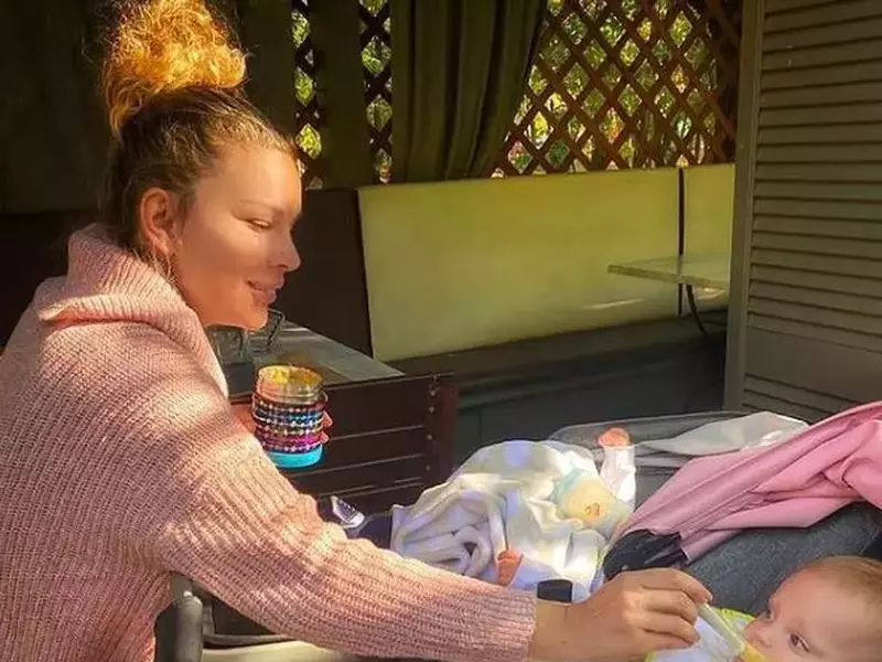 alina-laufer-si-davina