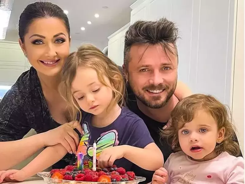 tavi-clonda-si-gabriela-cristea-alaturi-de-victoria-si-iris