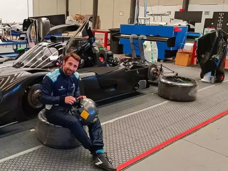 dani-otil-de-ce-a-lipst-de-la-antena-1