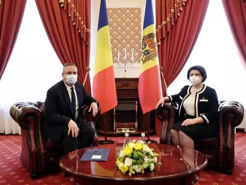 Premierul roman Nicolae Ciuca si premierul Republicii Moldova, Natalia Gavrilita, la Chisinau. Foto: Gov.ro