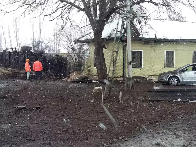 tir-lovit-tren-baldovinesti-braila-1