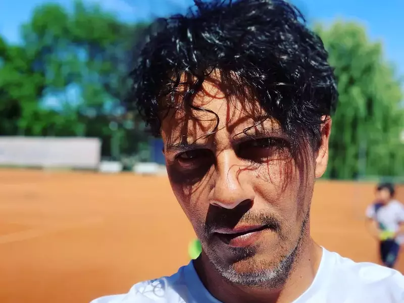 1985576983351976548328071983500342246242693n