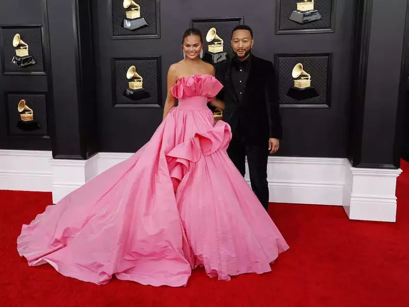 Chrissy Teigen și John Legend