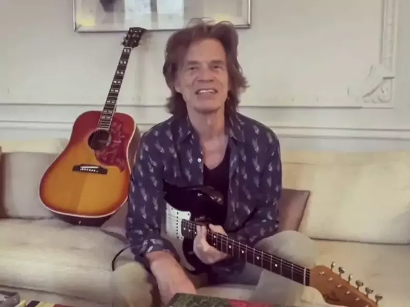 Les stars partagent leurs tenues et leurs moments intimes sur les réseaux sociaux