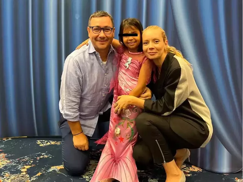 victor-ponta-daciana-sarbu-fiica-adoptata-1