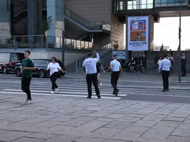 Incident in Danish Shopping Center