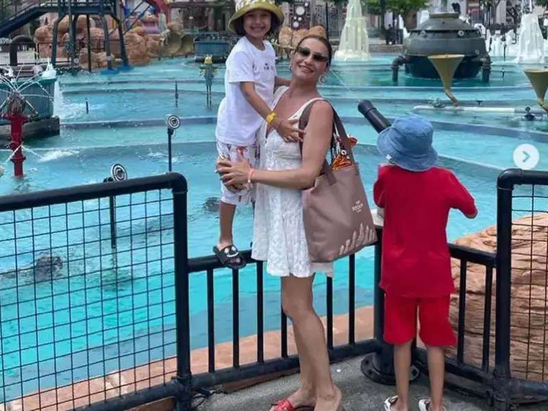 claudia-patrascanu-si-copiii-3