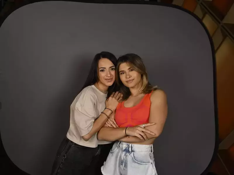 diana-bulimar-si-larisa-iordache-2