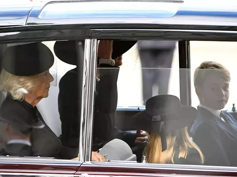 The State Funeral of Her Majesty The Queen, Gun Carriage Procession, Whitehall, London, UK – 19 Sep 2022