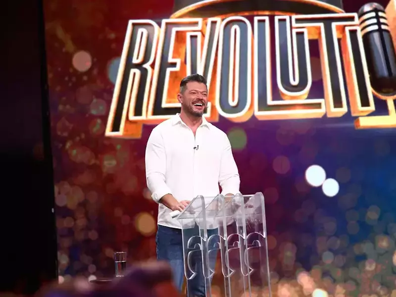 victor-slav-moment-de-contre-emploi-la-stand-up-revolution