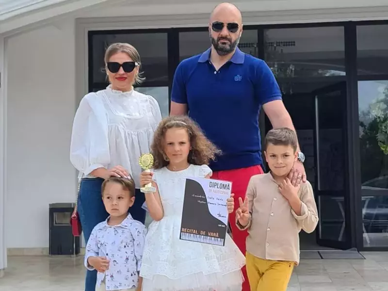 mirela-vaida-si-familia-2