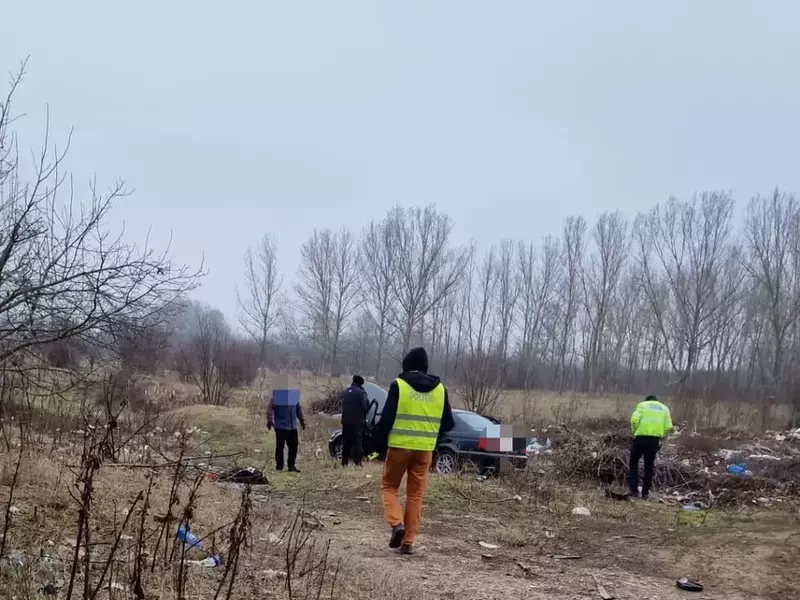 vrancea-masina-abandonata-1