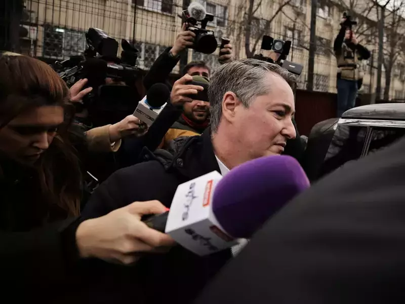 john-henry-gimbel-consul-sua-frati-tate-0