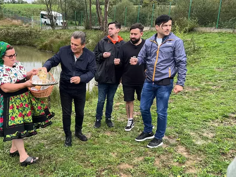 poftiti-pe-la-noi-poftiti-la-targ-3-1