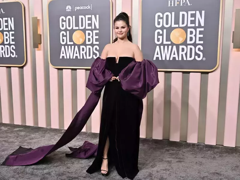 Selena Gomez la Globurile de Aur