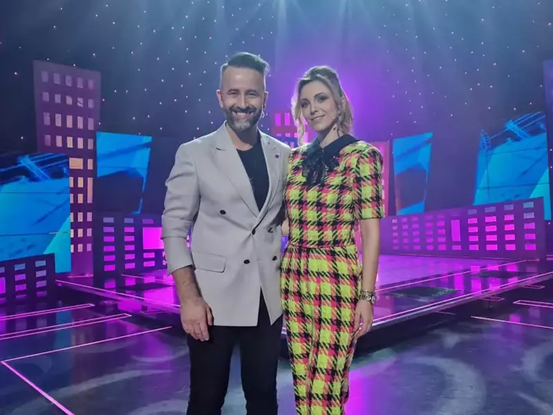 florina-constantinescu-si-laurentiu-niculescu-prezentatori-vedeta-familiei-la-tvr-1